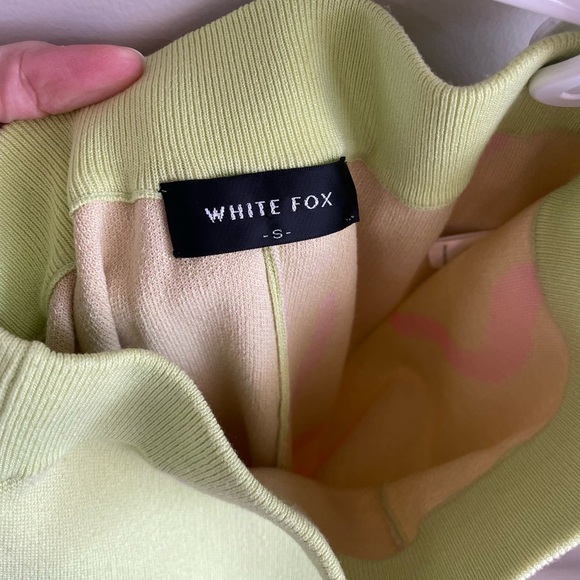 White Fox Knitted Flare Pants - Lime Green + Pink Retro Squiggle Pattern - Small - Picture 4 of 14